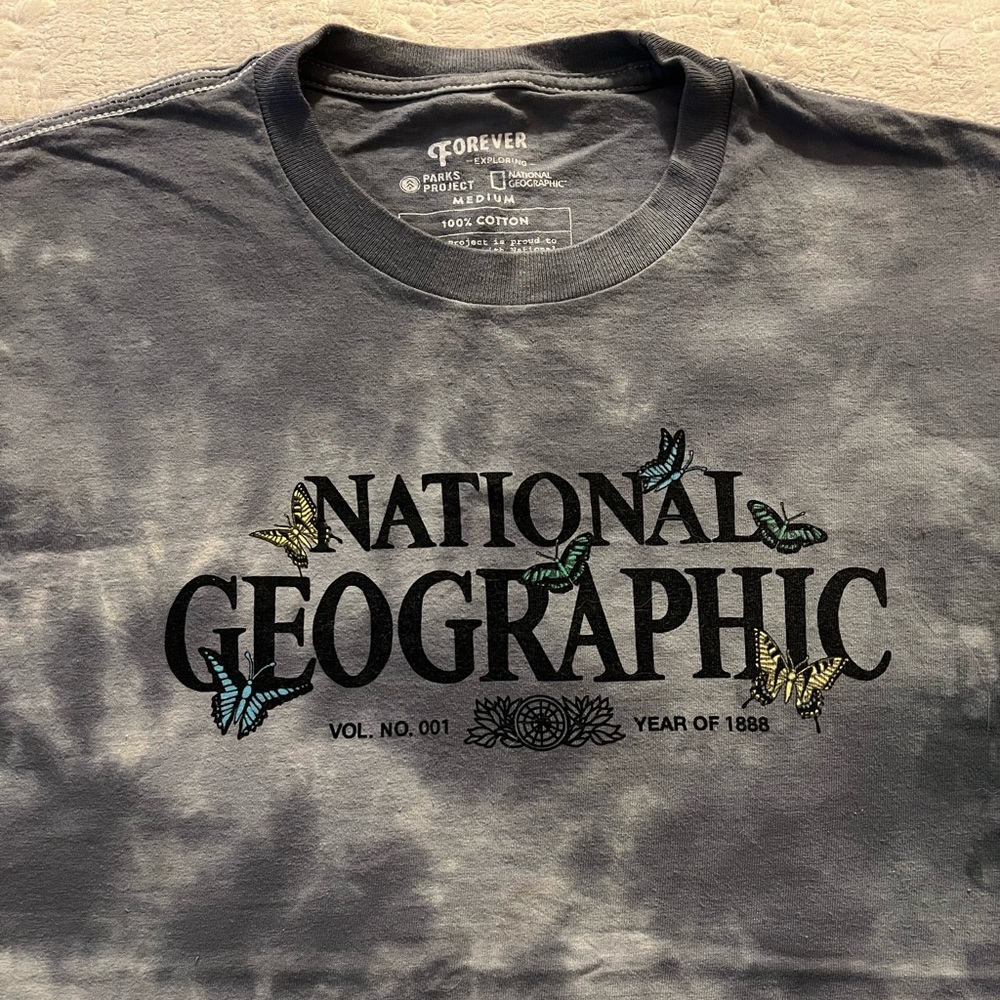 National Geographic graphic tee